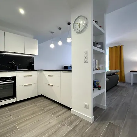 Apartment Magnifique 3 Pieces Avec Double Vue