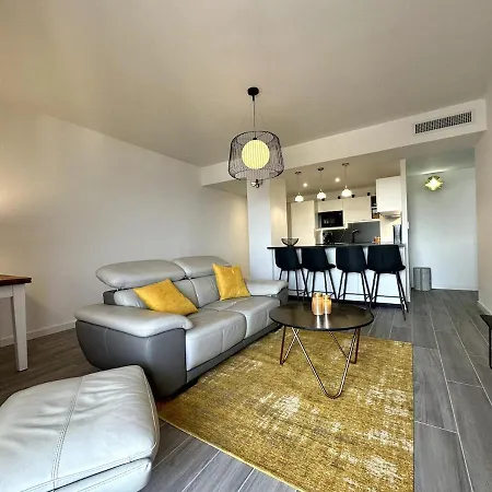 Magnifique 3 Pieces Avec Double Vue Ajaccio (Corsica)